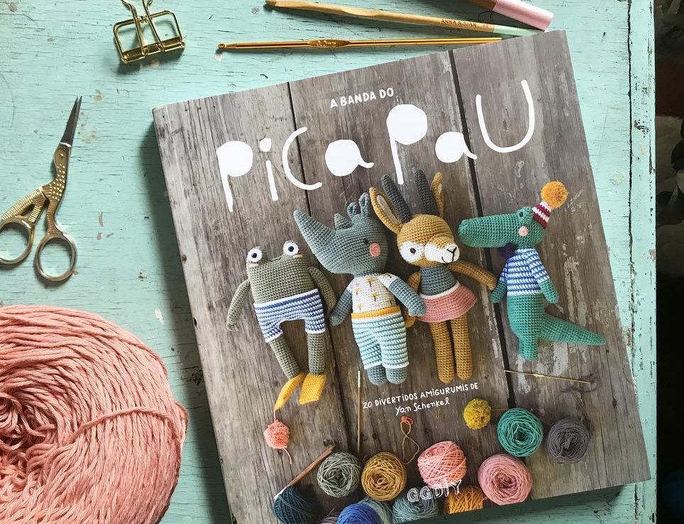 Animal Friends of Pica Pay – Yan Schenkel Koel Magazine - crochet books